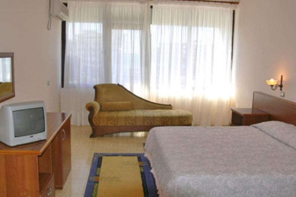 Akropoli Hotel Kryemëdhej Oda fotoğraf