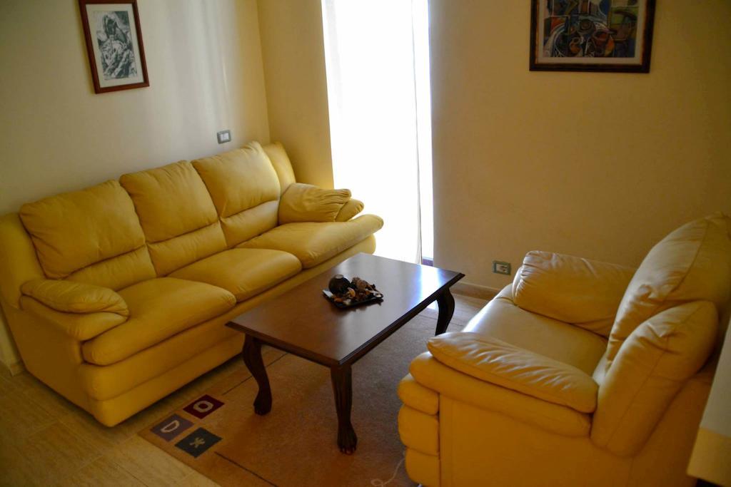 Akropoli Hotel Kryemëdhej Oda fotoğraf